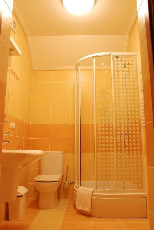 Magnat Hotel Мукачеве Екстериор снимка