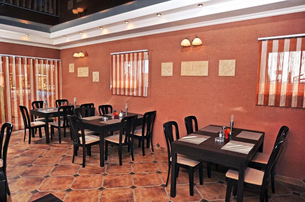 Magnat Hotel Мукачеве Екстериор снимка